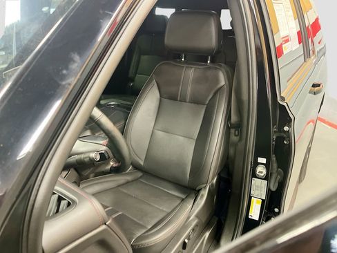 Used 2024 Chevrolet Suburban RST w/ Sport Performance Package AWD/4WD image 20