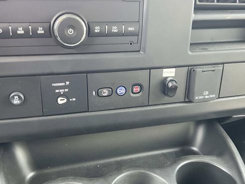 New 2025 Chevrolet Express 3500 w/ Power Convenience Package image 15