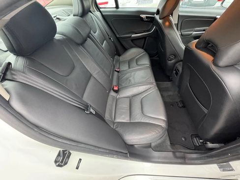 Used 2012 Volvo S60 T5 w/ Multimedia Pkg image 18