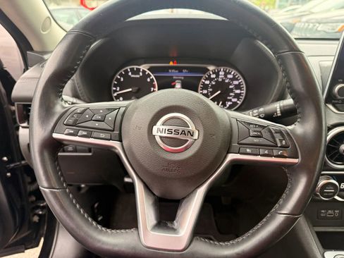Used 2021 Nissan Sentra SV FWD image 13