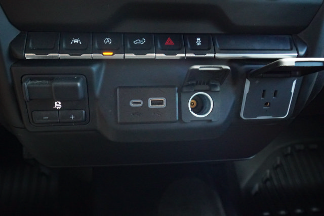 Used 2024 GMC Sierra 1500 Pro w/ Pro Value Package AWD/4WD image 20