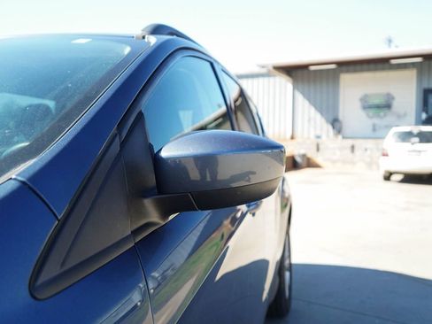 Used 2018 Ford Escape SE image 17