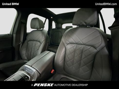 Used 2023 BMW X5 M50i w/ Climate Comfort Package image 5