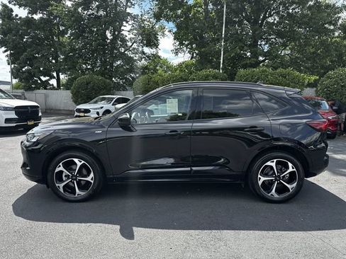 Certified 2023 Ford Escape ST-Line Select w/ Tech Pack #2 AWD/4WD image 8