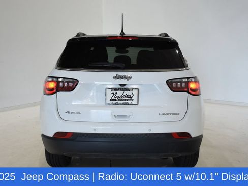Used 2025 Jeep Compass Limited AWD/4WD image 5