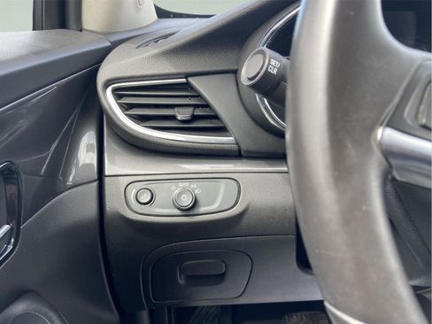 Used 2018 Buick Encore Preferred FWD image 18