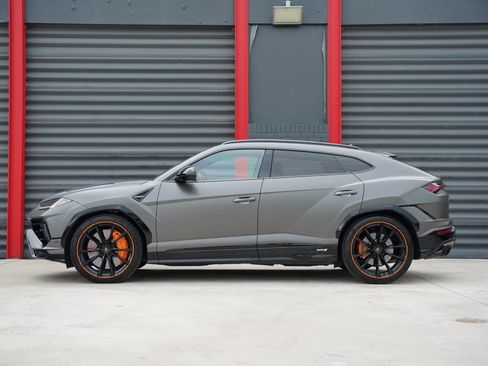 Used 2023 Lamborghini Urus S AWD/4WD image 10