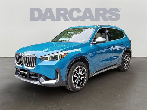 Used 2023 BMW X1 xDrive28i w/ Convenience Package AWD/4WD image 3