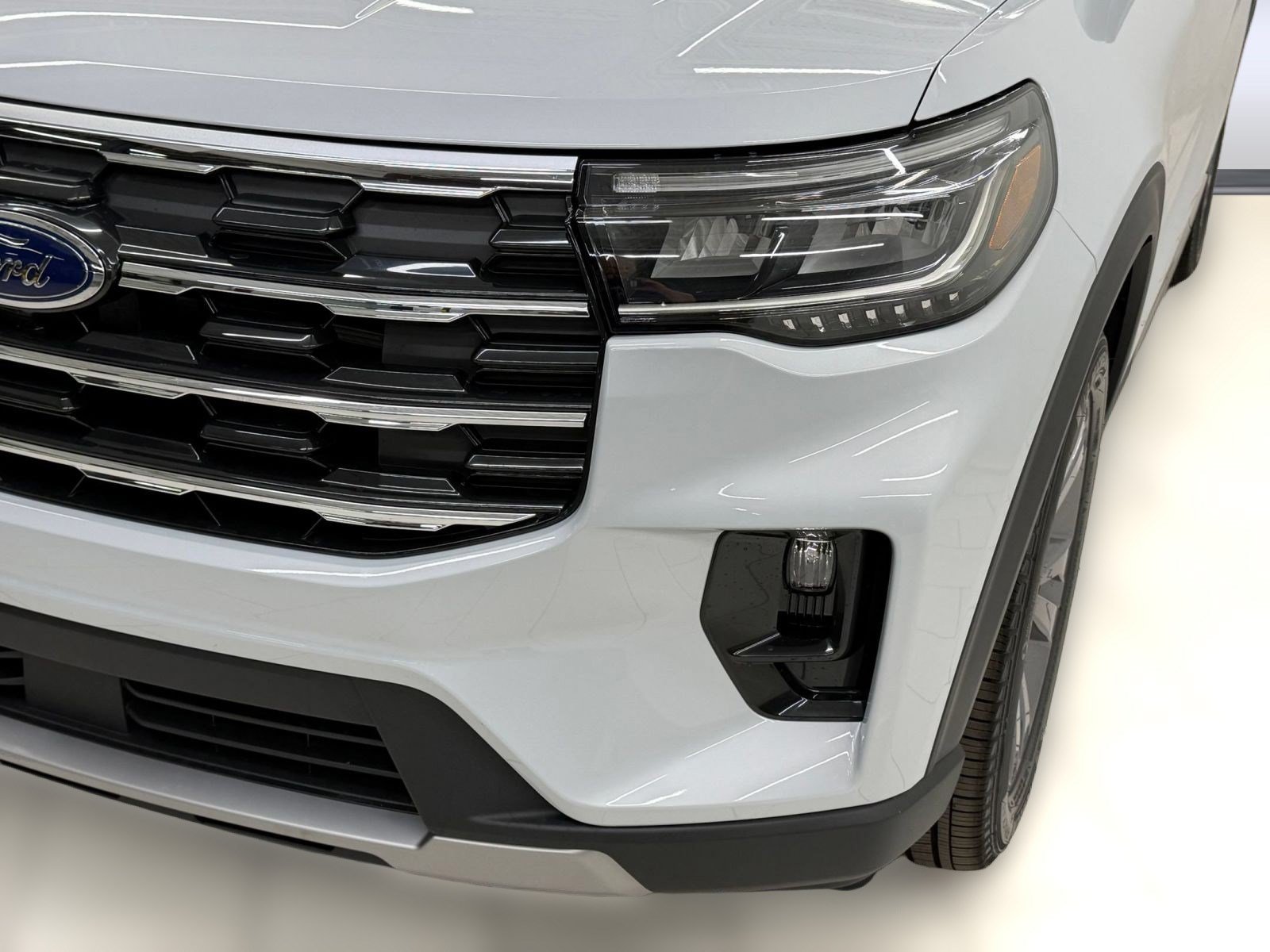 New 2026 Ford Explorer Active w/ Active Comfort Package AWD/4WD image 10