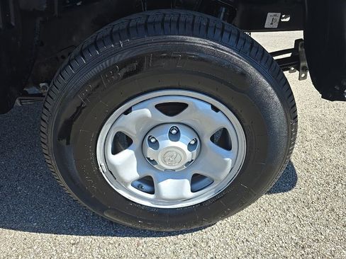Used 2022 Toyota Tacoma SR RWD image 9