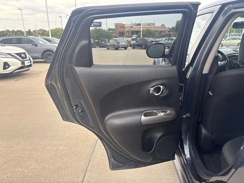 Used 2014 Nissan Juke SV AWD/4WD image 32
