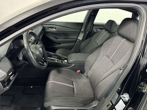 Used 2025 Honda Accord Sport image 21