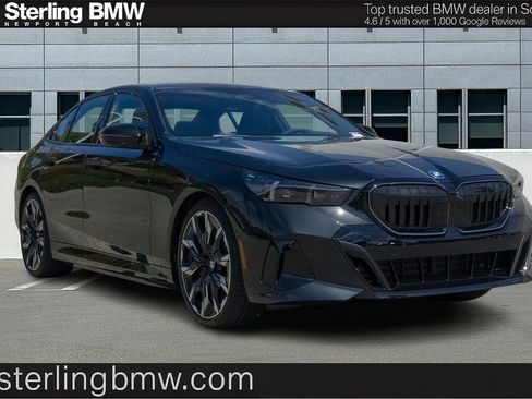 New 2026 BMW 550e xDrive w/ Premium Package image 1