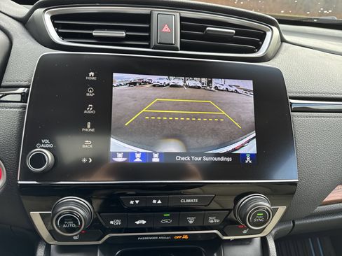 Used 2022 Honda CR-V Touring image 21
