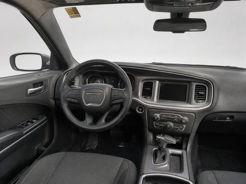 Used 2019 Dodge Charger SXT RWD image 29
