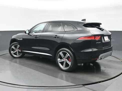 Used 2020 Jaguar F-PACE S image 5