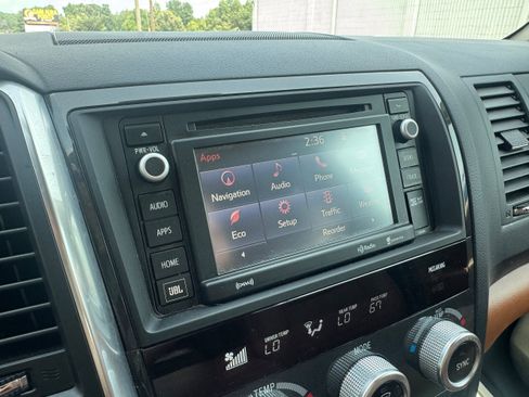 Used 2019 Toyota Sequoia Platinum AWD/4WD image 22