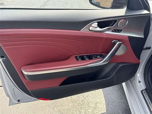 Used 2022 Kia Stinger GT2 AWD/4WD image 23