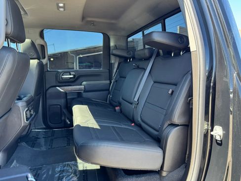 Used 2021 GMC Sierra 2500 Denali w/ Denali Black Diamond Edition AWD/4WD image 20