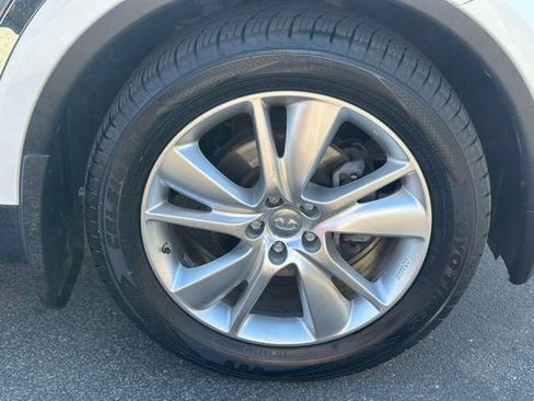 Used 2016 INFINITI QX70 AWD w/ Premium Package image 14