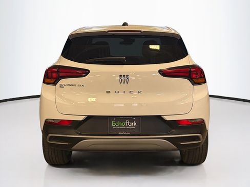 Used 2025 Buick Encore GX Preferred AWD/4WD image 7