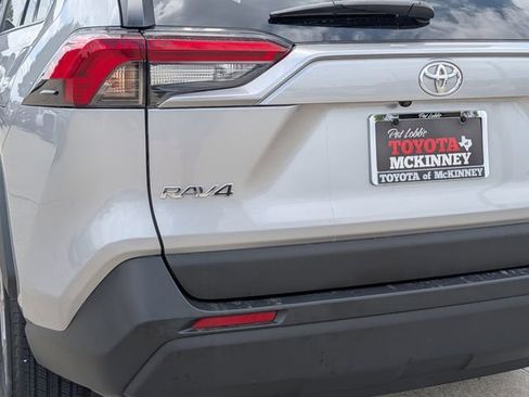 Used 2025 Toyota RAV4 XLE w/ Convenience Package FWD image 8
