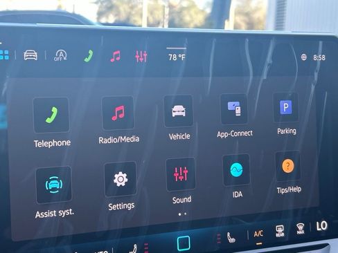 New 2026 Volkswagen Tiguan S FWD image 15
