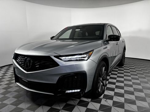 Used 2025 Acura MDX A-Spec image 2