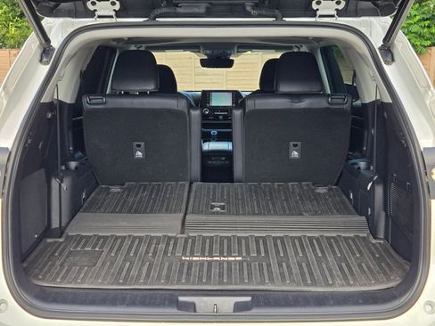 Used 2020 Toyota Highlander Limited AWD/4WD image 24