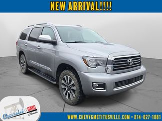 Used 2019 Toyota Sequoia Limited w/ Safety & Convenience Package video 1