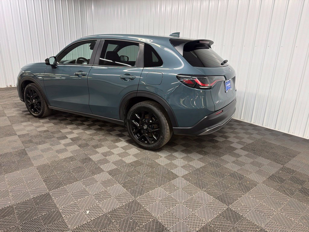 Used 2024 Honda HR-V Sport image 9