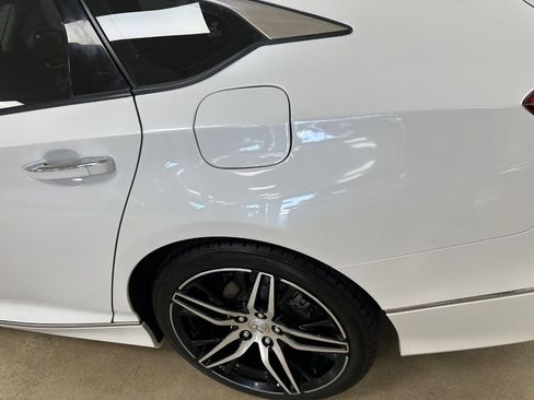 Used 2021 Honda Accord Touring image 37