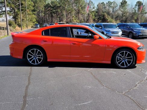 Used 2022 Dodge Charger R/T w/ Plus Group image 12