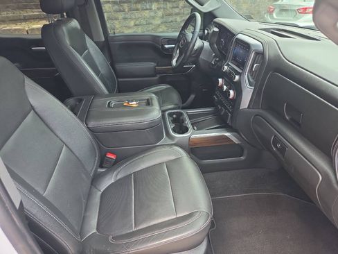 Used 2020 GMC Sierra 1500 SLT w/ SLT Premium Plus Package AWD/4WD image 32