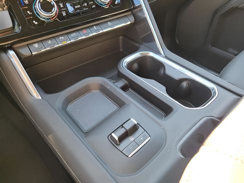 New 2026 GMC Sierra 3500 Denali w/ Technology Package image 30