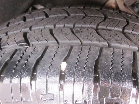 Used 2017 Ford Edge SEL w/ Equipment Group 201A image 18