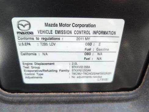 Used 2011 MAZDA MX-5 Miata Grand Touring RWD image 36