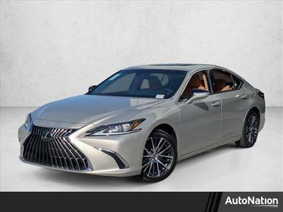 New 2025 Lexus ES 350 w/ Premium Package