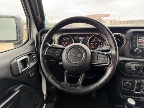Used 2019 Jeep Wrangler Unlimited Sport S AWD/4WD image 9