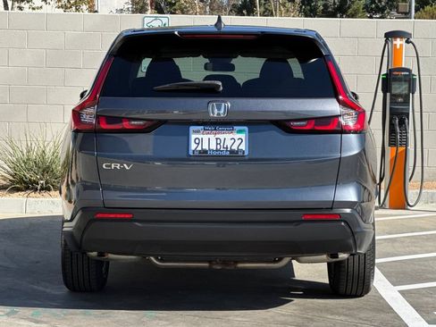 Certified 2024 Honda CR-V EX image 9