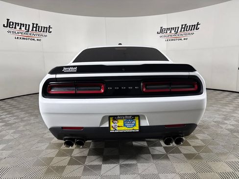Used 2023 Dodge Challenger SXT RWD image 5