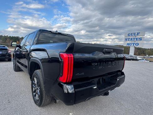 Used 2024 Toyota Tundra SR5 w/ SR5 Convenience Package AWD/4WD image 7