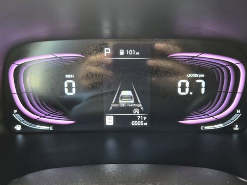 Used 2025 Kia Soul LX image 11