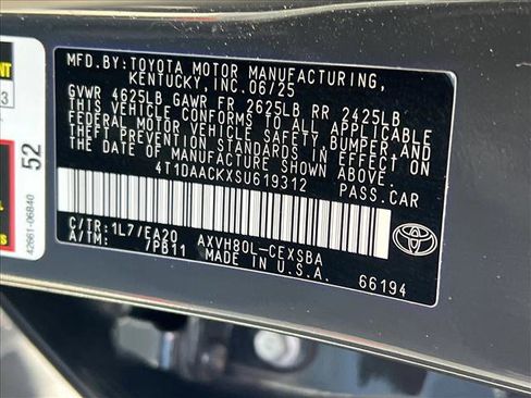 Certified 2025 Toyota Camry SE w/ Convenience Package image 26