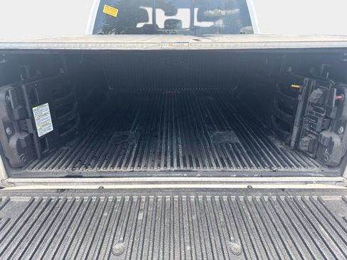 Used 2015 Ford F150 Lariat w/ Trailer Tow Package RWD image 16
