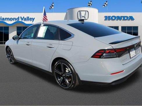 Used 2025 Honda Accord Sport image 4