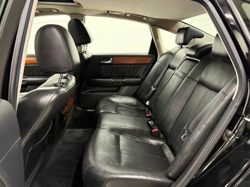 Used 2007 INFINITI M35 x w/ Technology Pkg AWD/4WD image 18