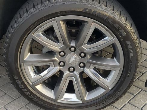 Used 2018 Chevrolet Tahoe Premier image 12