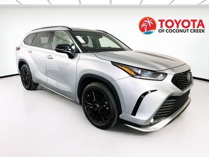 Used 2025 Toyota Highlander XSE