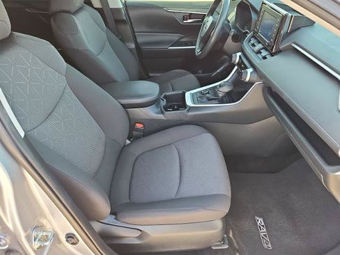 Used 2022 Toyota RAV4 XLE w/ Convenience Package AWD/4WD image 25
